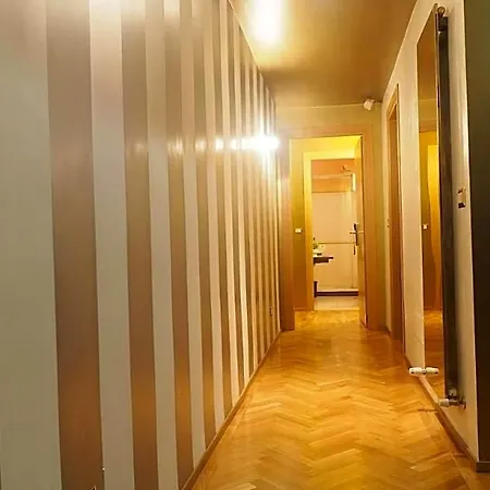 House Borgia Appart hôtel